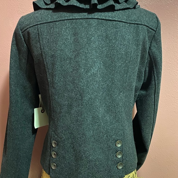 NWT ladies Med Ruffled fitted Jacket - Picture 8 of 8